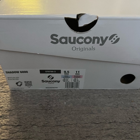 Saucony Shadow 6000 in white/blush. Brand New with box. - Picture 4 of 4
